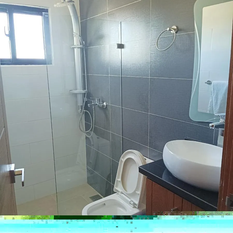 Nishi Shinjuku Apartment: Prime Location, 6-Min Walk to Metro Tokyo Japan